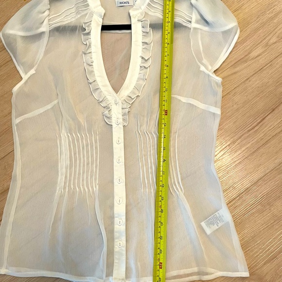 NWOT- Sheer off white , size M , Short Sleeve Top - Picture 6 of 10